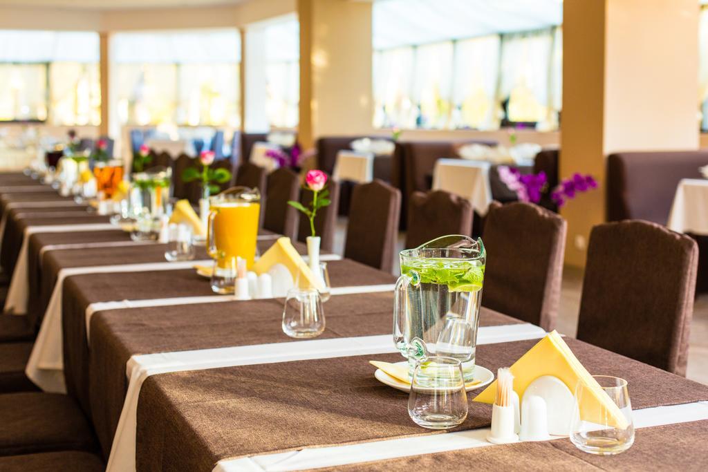 Daina Jurmala Beach Hotel Exterior photo