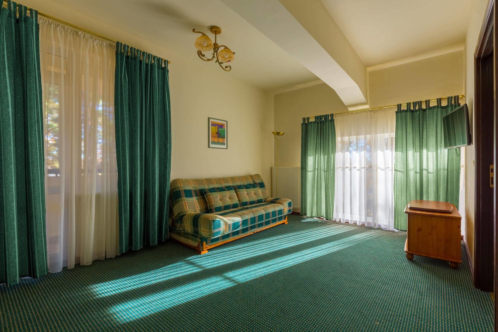 Daina Jurmala Beach Hotel Exterior photo