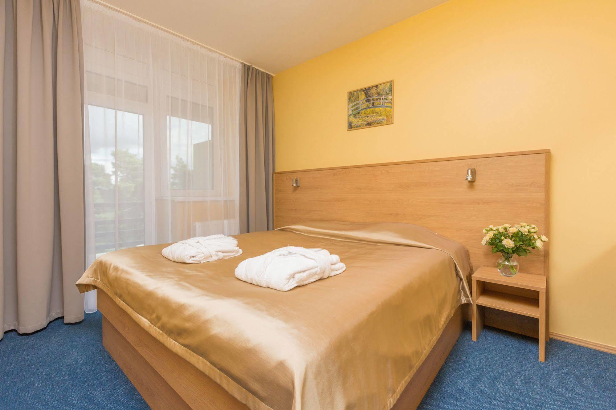 Daina Jurmala Beach Hotel Exterior photo